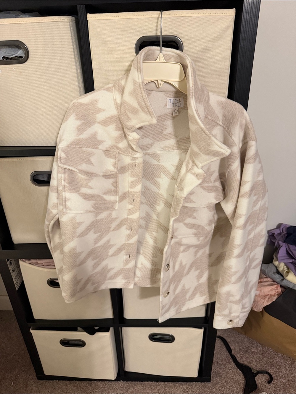 Time and Tru Cream and Beige Houndstooth Fleece Jacket